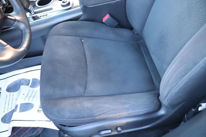 Nissan Pathfinder SV 4WD 2015