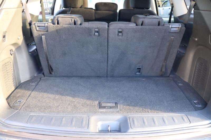 Nissan Pathfinder SV 4WD 2015