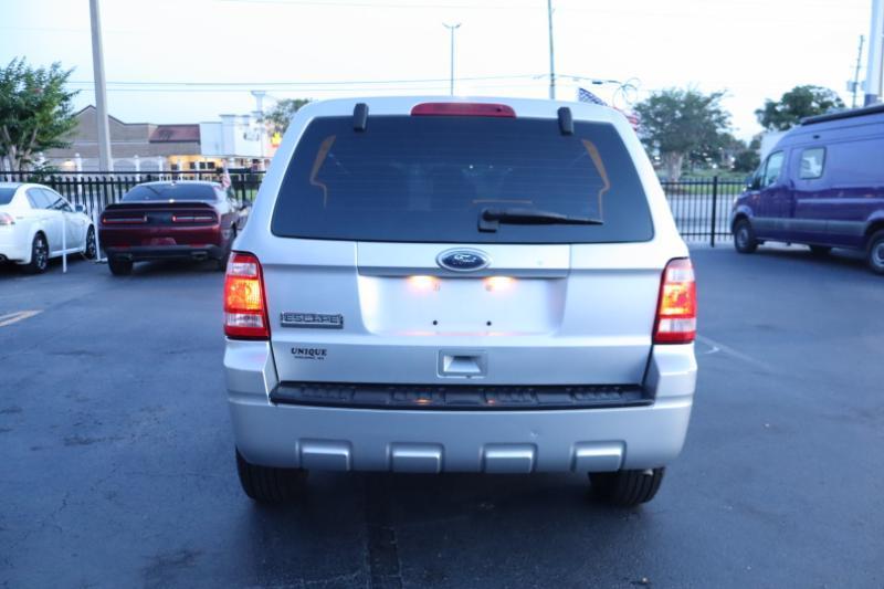 Ford Escape XLS 4WD AT 2010