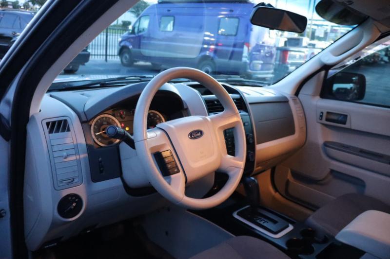 Ford Escape XLS 4WD AT 2010