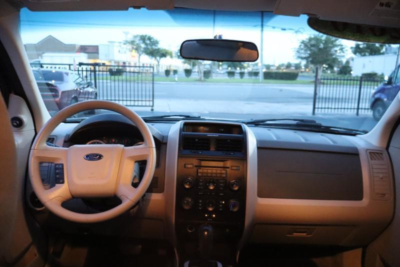 Ford Escape XLS 4WD AT 2010