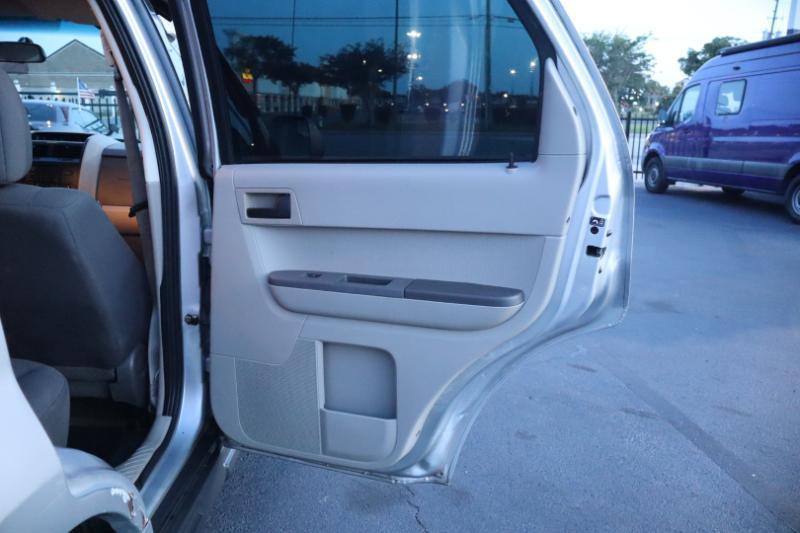 Ford Escape XLS 4WD AT 2010