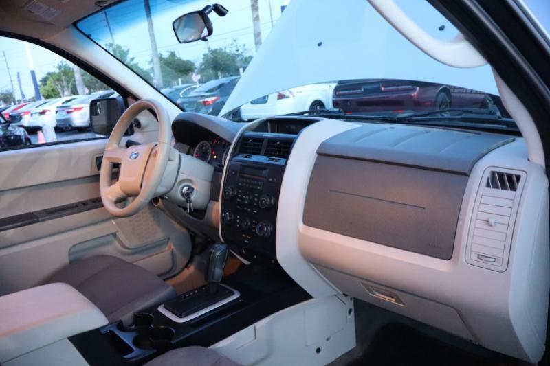 Ford Escape XLS 4WD AT 2010