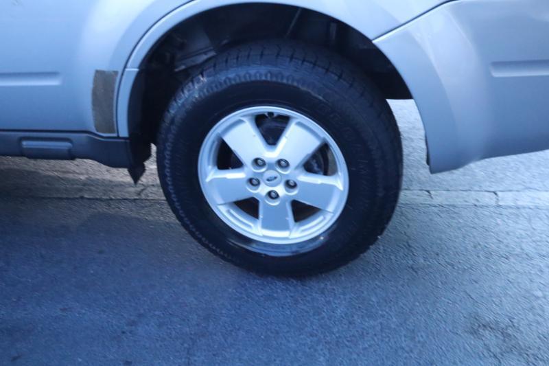 Ford Escape XLS 4WD AT 2010