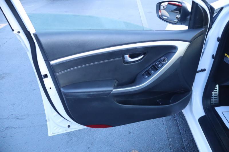 Hyundai Elantra GT A/T 2015