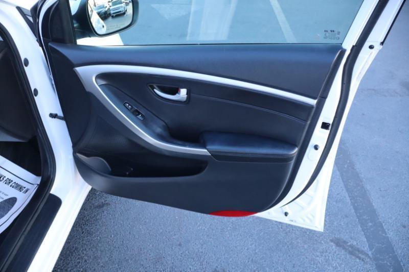 Hyundai Elantra GT A/T 2015