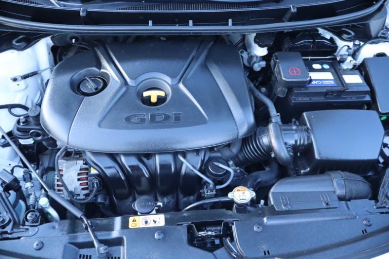 Hyundai Elantra GT A/T 2015
