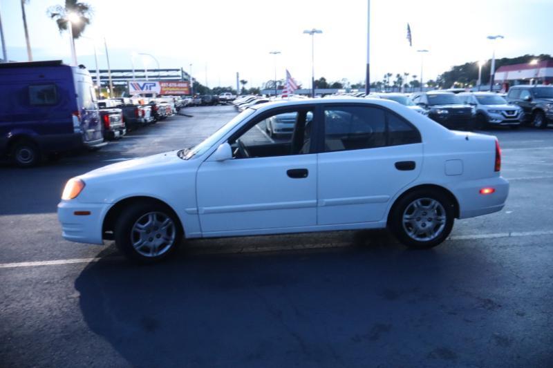 Hyundai Accent GLS 4-Door 2005