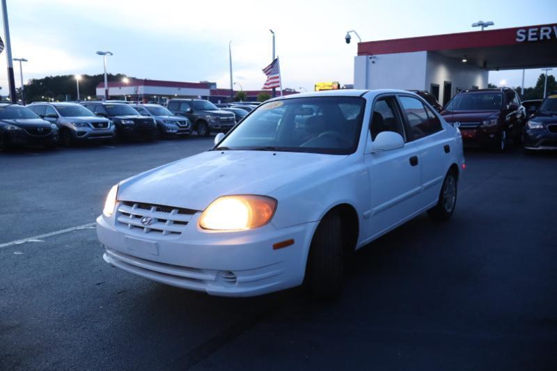 Hyundai Accent GLS 4-Door 2005