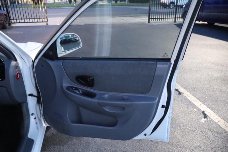 Hyundai Accent GLS 4-Door 2005