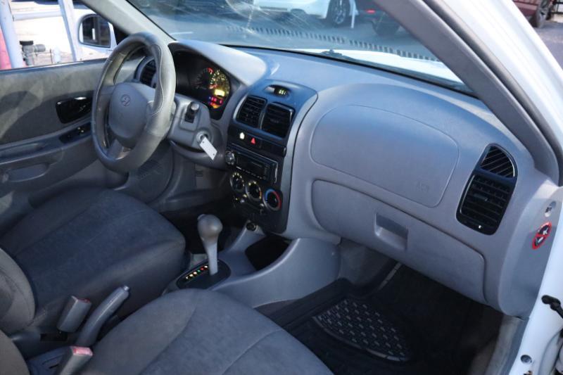 Hyundai Accent GLS 4-Door 2005