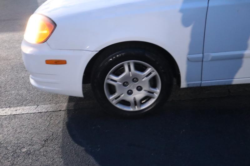 Hyundai Accent GLS 4-Door 2005