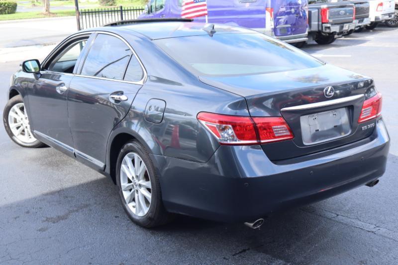 Lexus ES 350 Sedan 2011