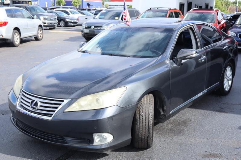 Lexus ES 350 Sedan 2011