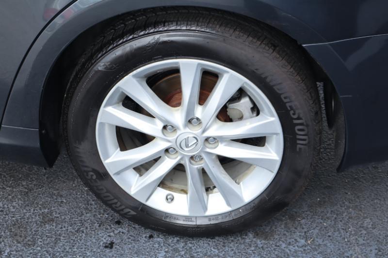 Lexus ES 350 Sedan 2011