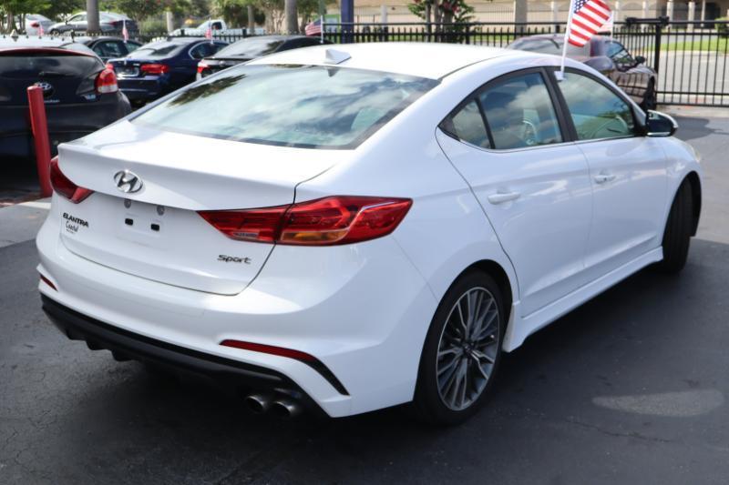 Hyundai Elantra 6AT 2017