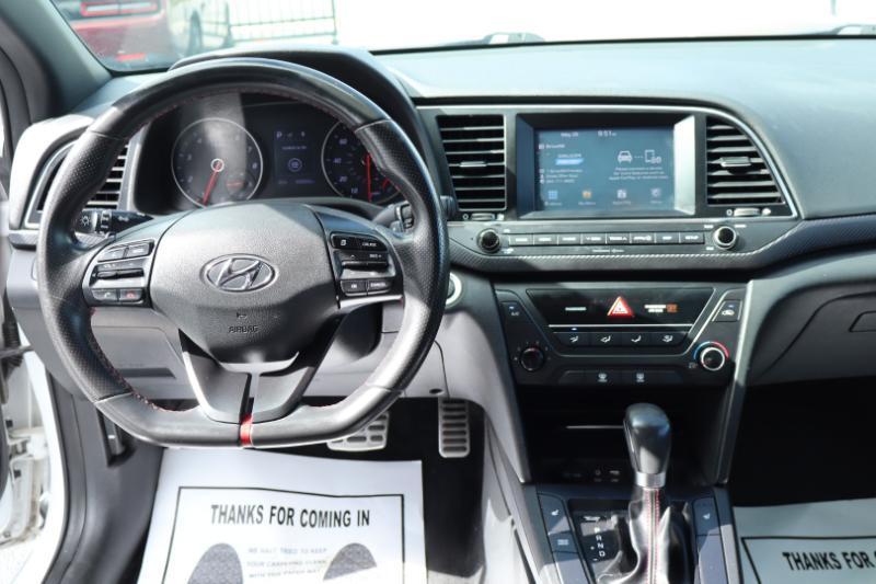 Hyundai Elantra 6AT 2017