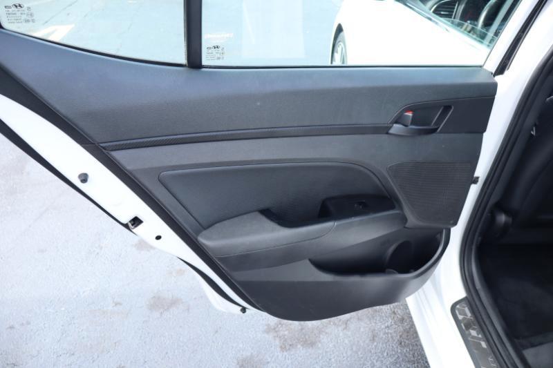 Hyundai Elantra 6AT 2017