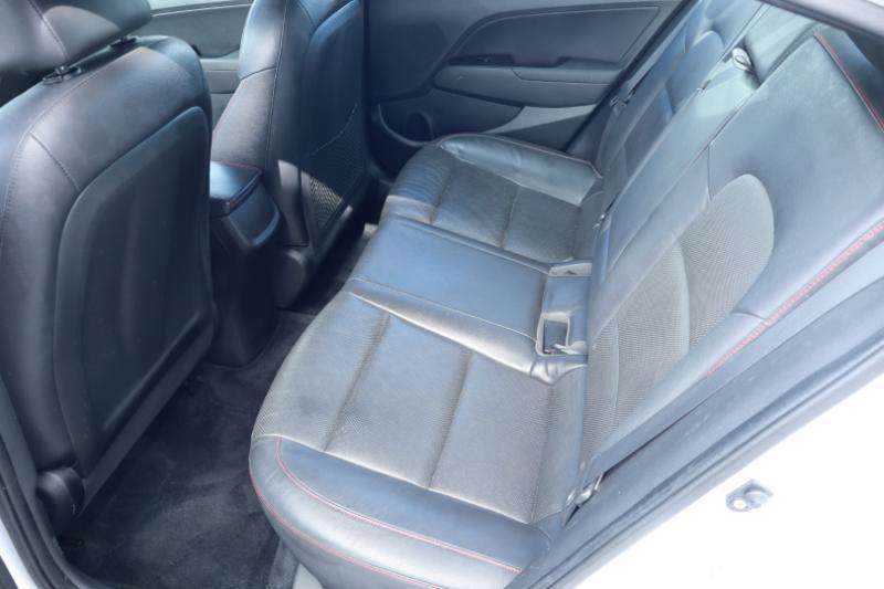 Hyundai Elantra 6AT 2017