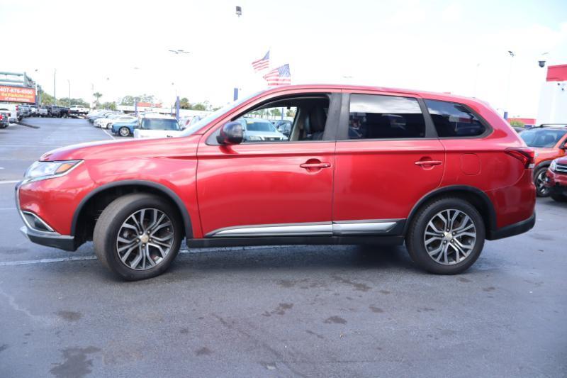 Mitsubishi Outlander ES 2WD 2017