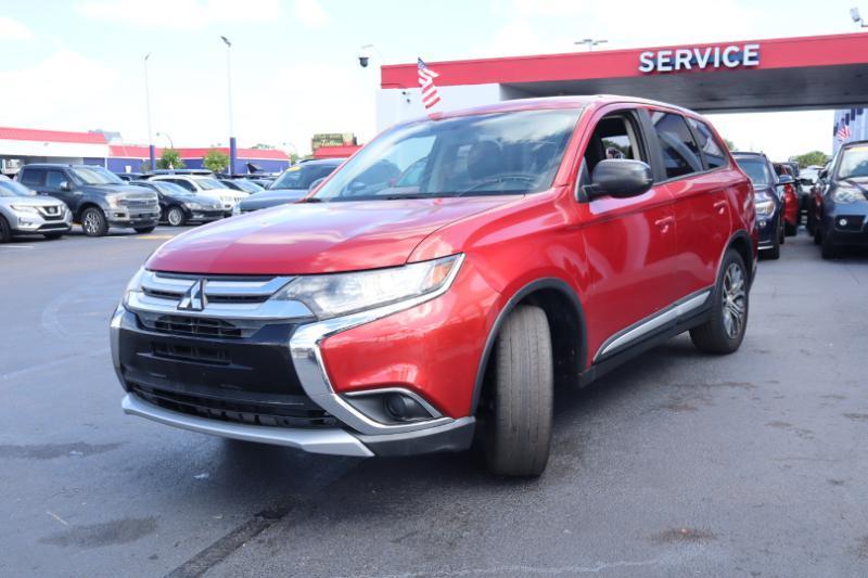 Mitsubishi Outlander ES 2WD 2017