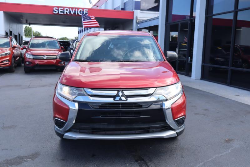 Mitsubishi Outlander ES 2WD 2017