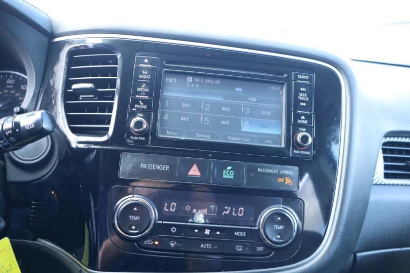 Mitsubishi Outlander ES 2WD 2017