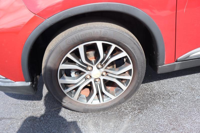 Mitsubishi Outlander ES 2WD 2017