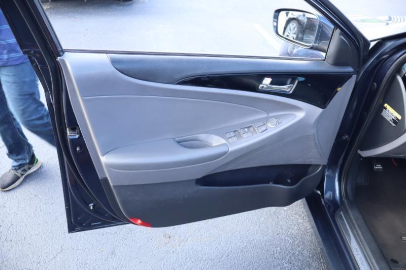 Hyundai Sonata Limited Auto 2012