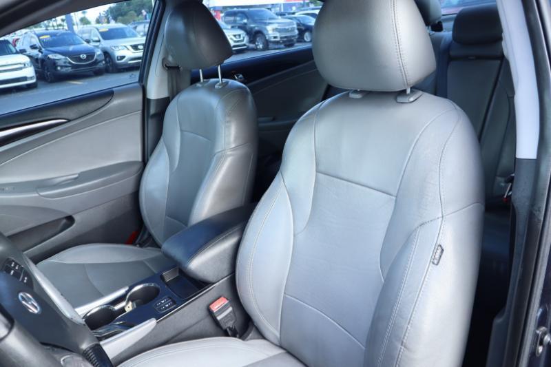 Hyundai Sonata Limited Auto 2012