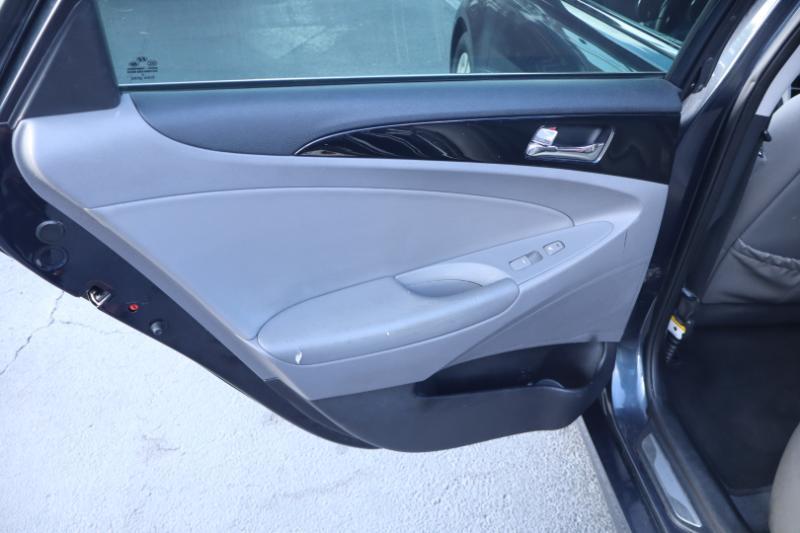 Hyundai Sonata Limited Auto 2012
