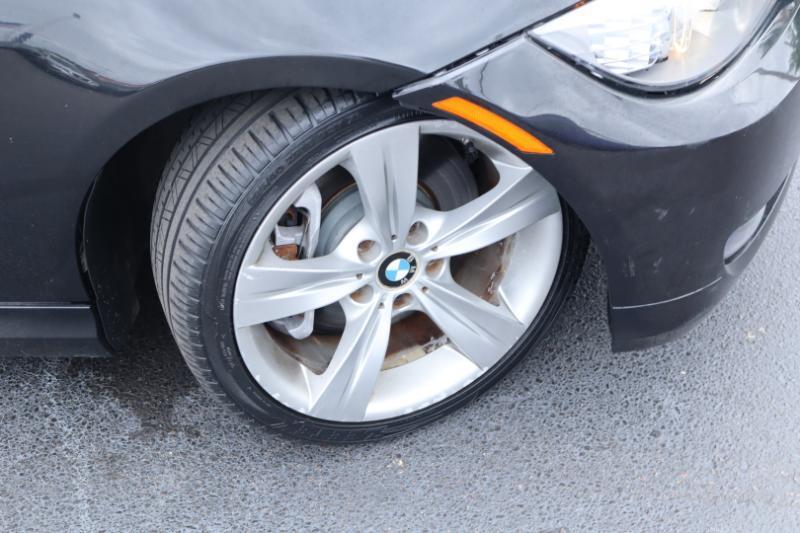 BMW 3-Series 335i 2009