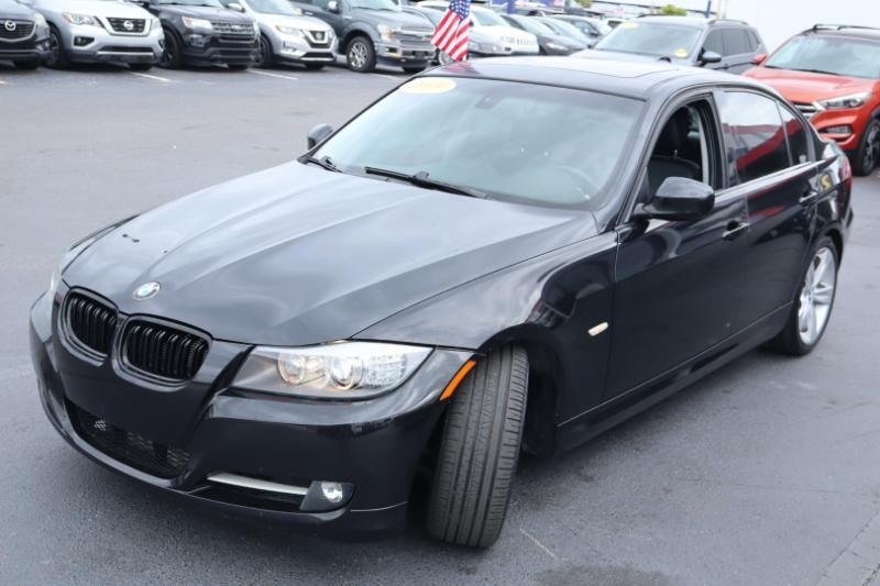BMW 3-Series 335i 2009