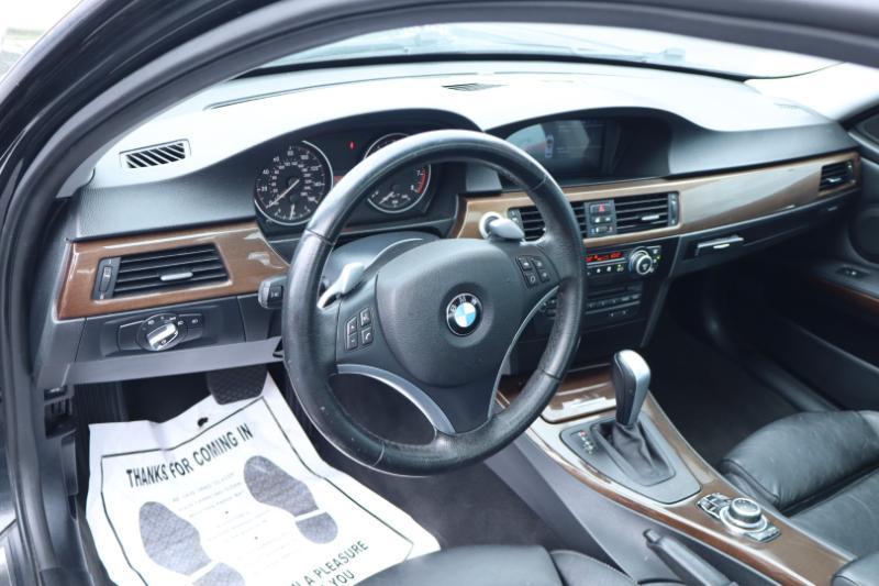 BMW 3-Series 335i 2009