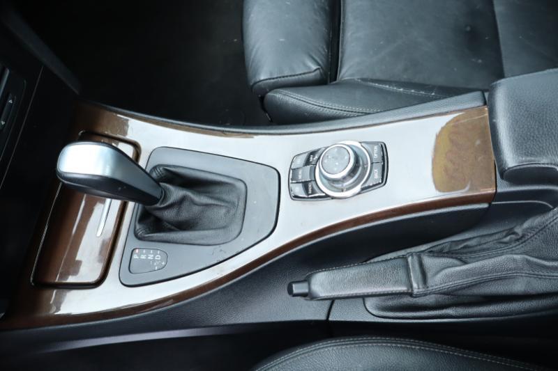 BMW 3-Series 335i 2009