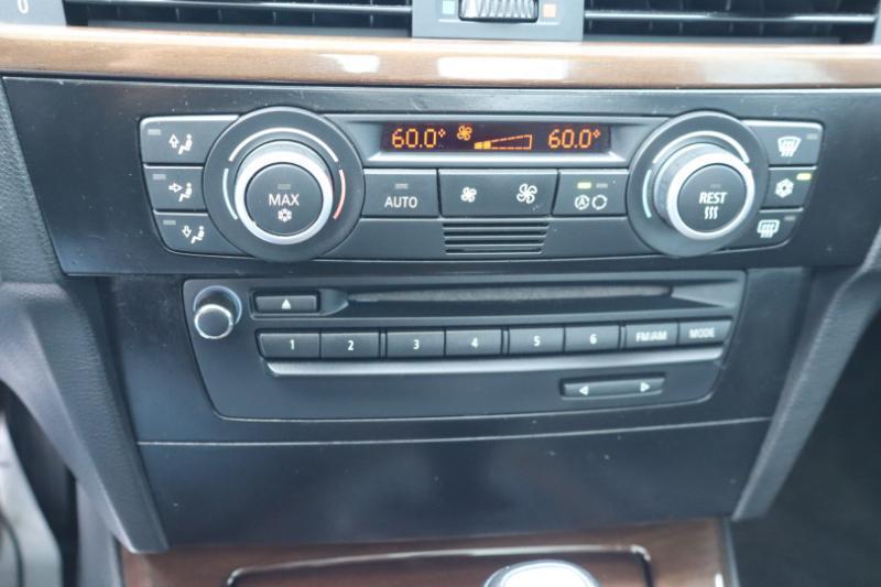 BMW 3-Series 335i 2009