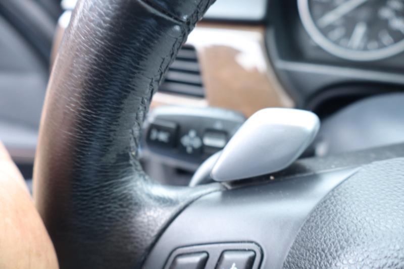 BMW 3-Series 335i 2009