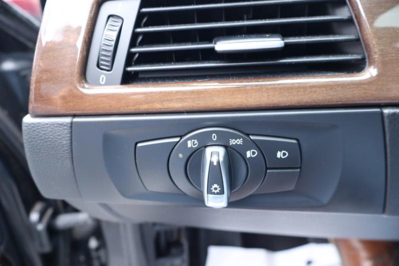 BMW 3-Series 335i 2009