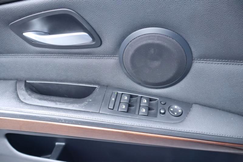 BMW 3-Series 335i 2009