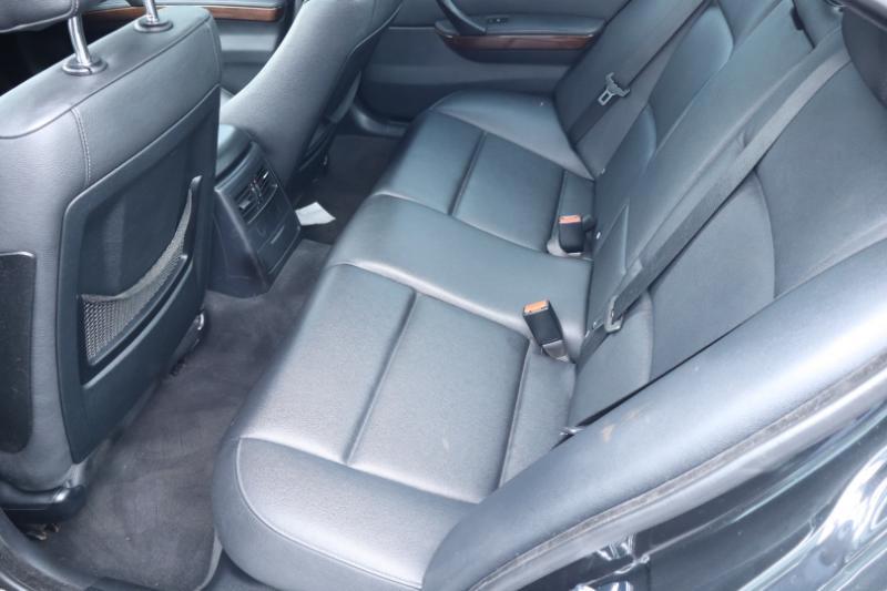 BMW 3-Series 335i 2009