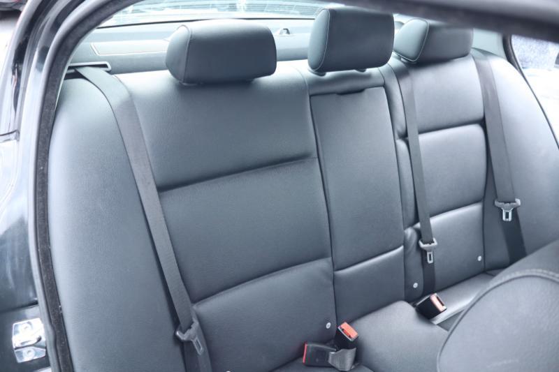 BMW 3-Series 335i 2009