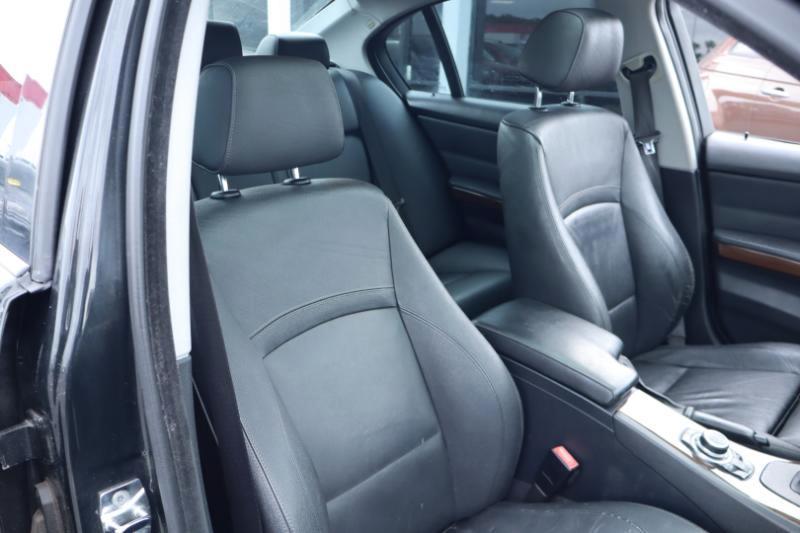 BMW 3-Series 335i 2009