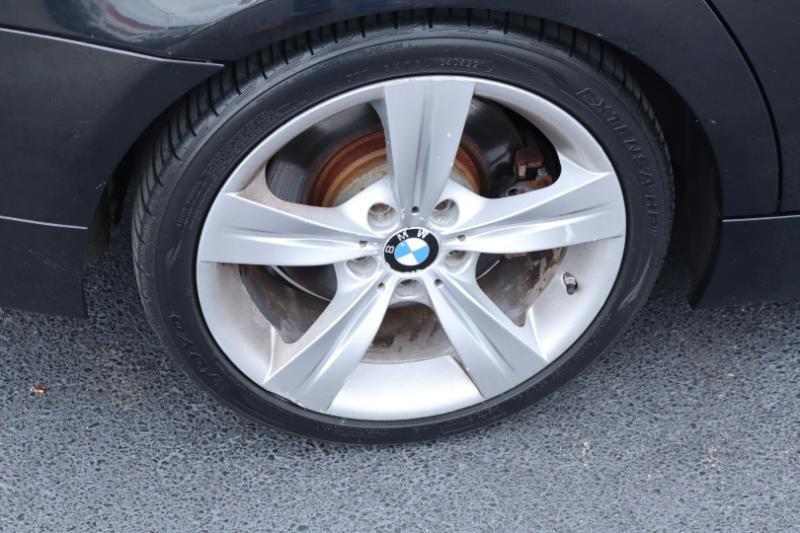 BMW 3-Series 335i 2009