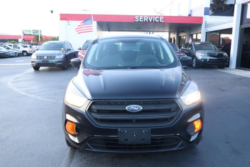 Ford Escape S FWD 2018