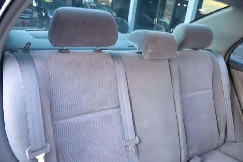 Toyota Corolla CE 2005