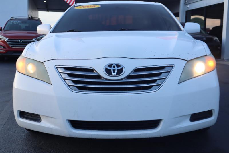 Toyota Camry Hybrid Sedan 2009