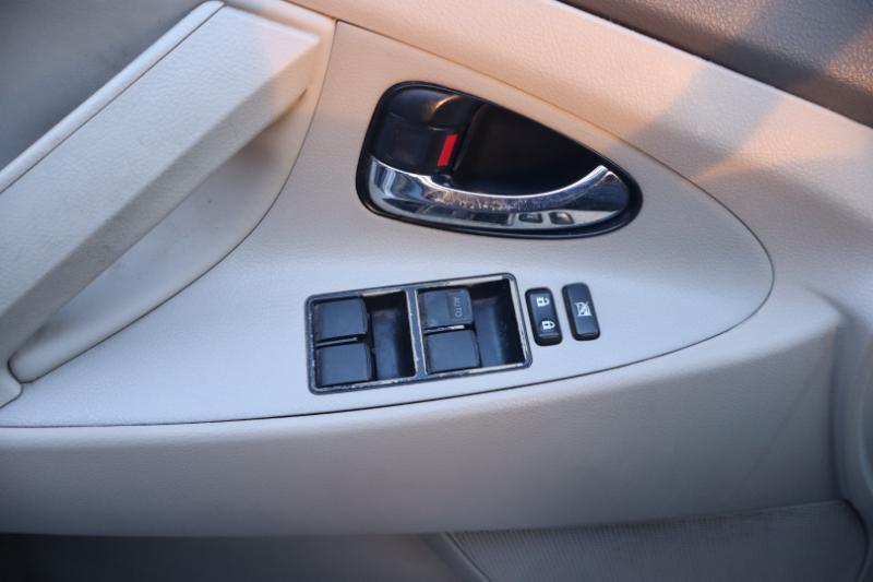 Toyota Camry Hybrid Sedan 2009