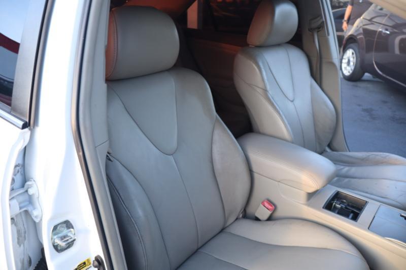 Toyota Camry Hybrid Sedan 2009