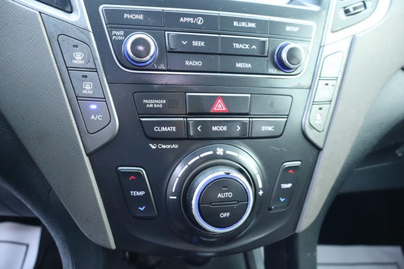 Hyundai Santa Fe SE FWD 2017