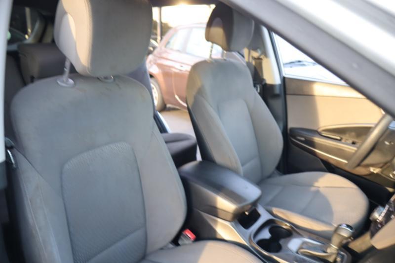 Hyundai Santa Fe SE FWD 2017